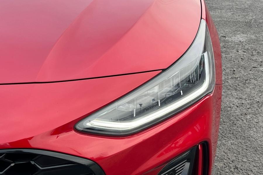 Ford Focus Photo autoimg-40e6c8947ced360965469d9e77f005afec1b0de3.jpg