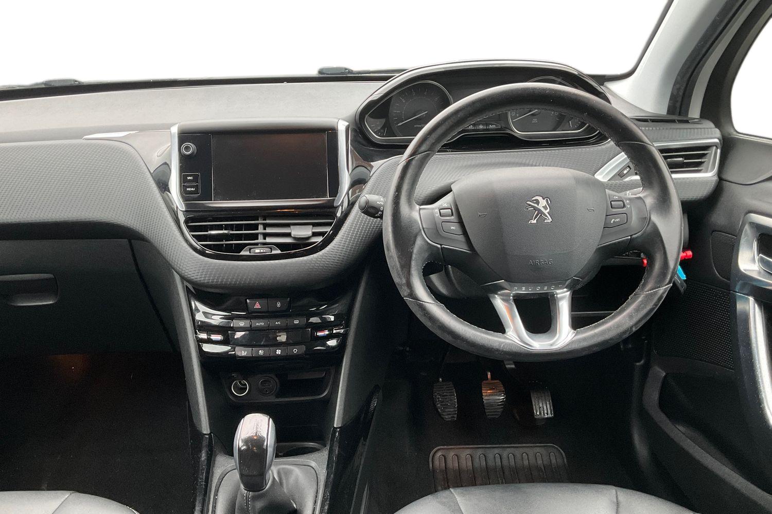 Peugeot 2008 Photo 10