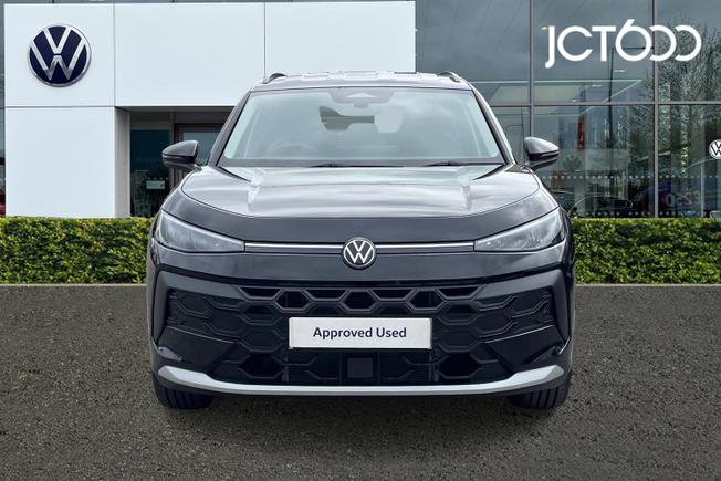 VOLKSWAGEN T-Roc Photo 8