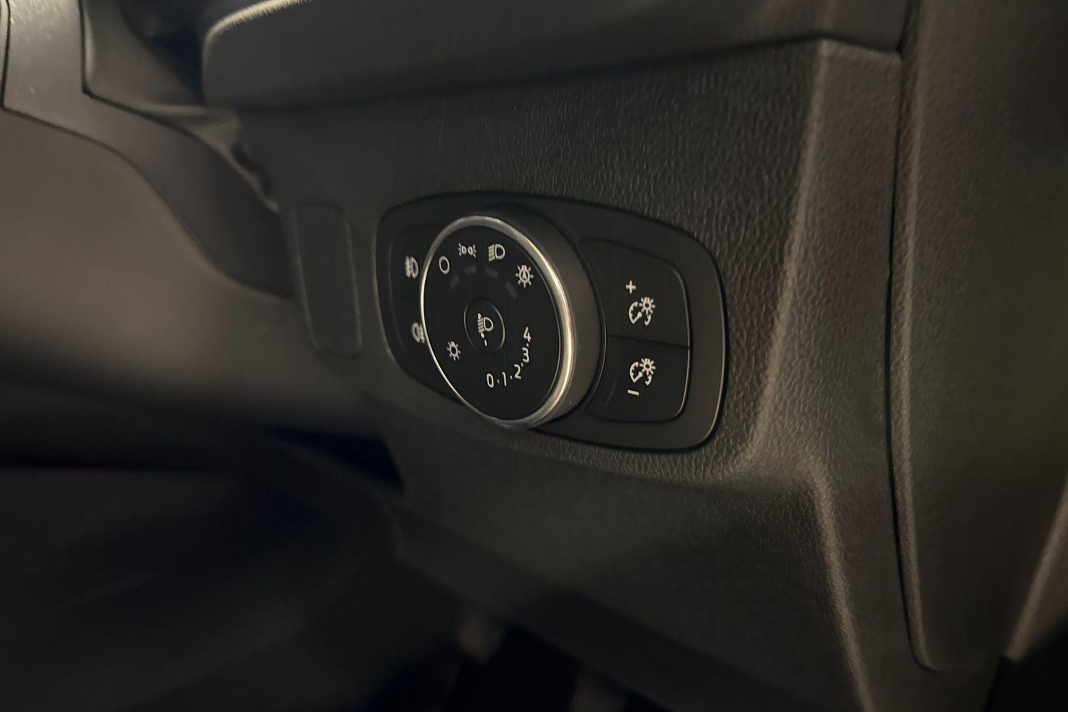 Ford FOCUS Photo 24