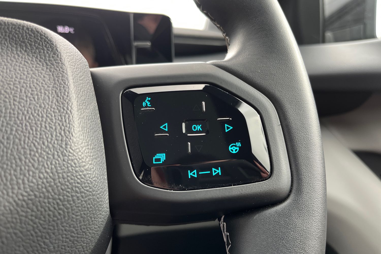 Ford Explorer Photo 27