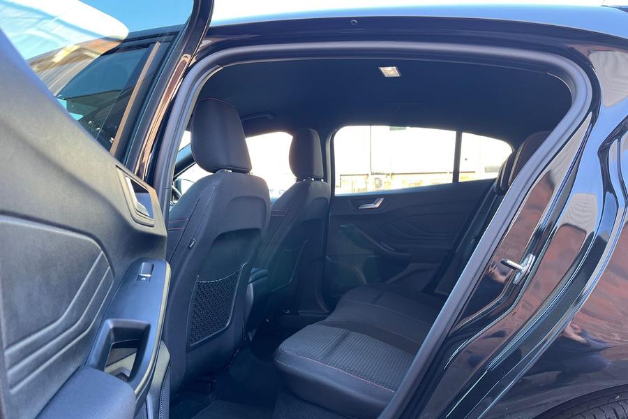 Ford Focus Photo autoimg-40f4141d47832e046d471ff450fb3833e17647cd.jpg