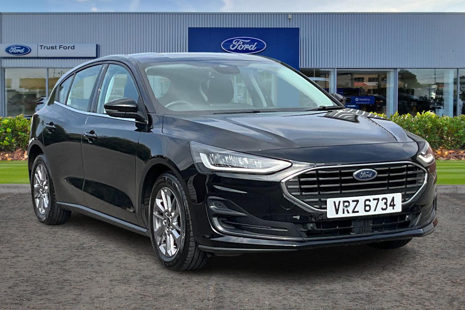Ford Focus Photo 0