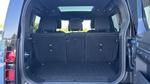 Land Rover Defender Photo 9