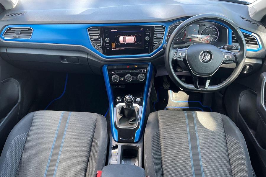 Volkswagen T-ROC Photo autoimg-40f7738ac8fa0143474c8467cd0b591d0e4e6970.jpg