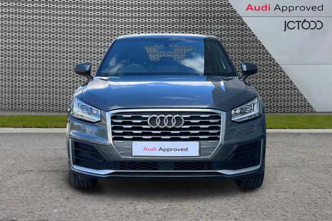 AUDI Q2 Photo 8