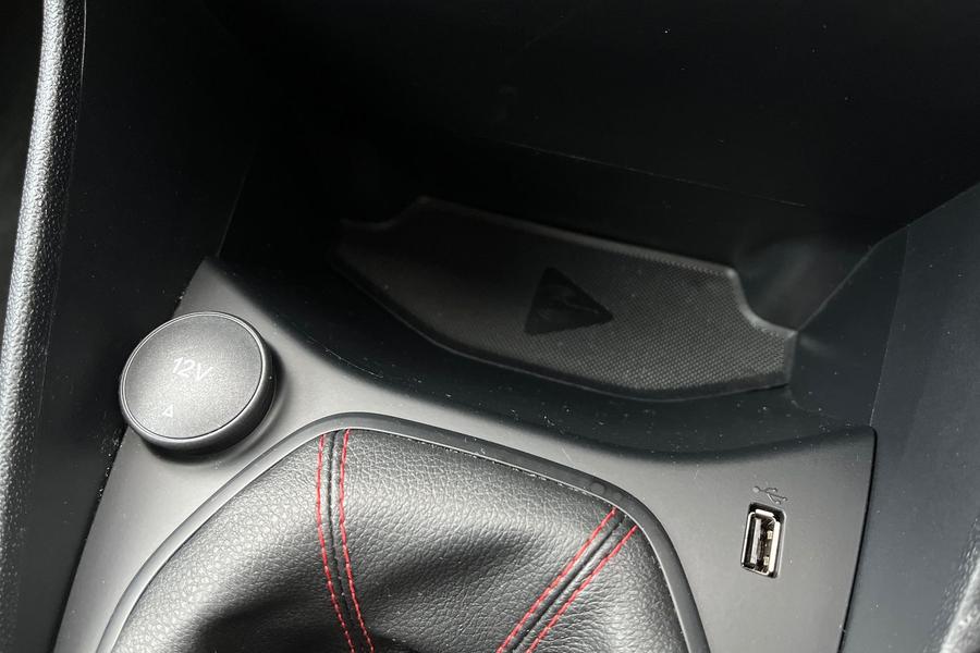 Ford Fiesta Photo autoimg-40f9e7c96b0101d8652942646bc5d0e45a59e4e0.jpg
