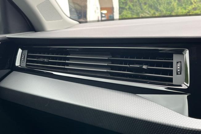 AUDI A1 Photo 30