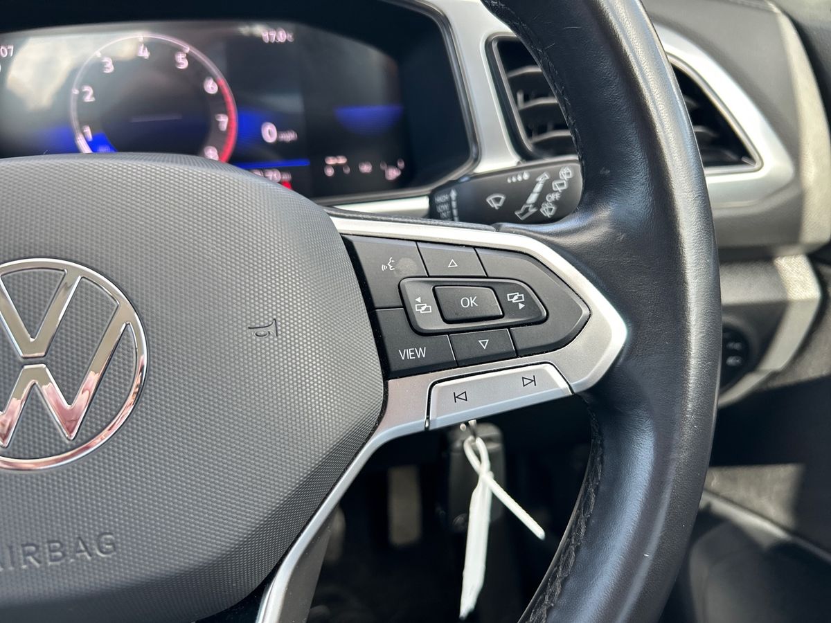 Volkswagen T-Roc Photo 15