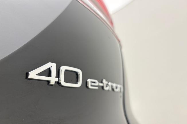 AUDI Q4 E-Tron Photo 24