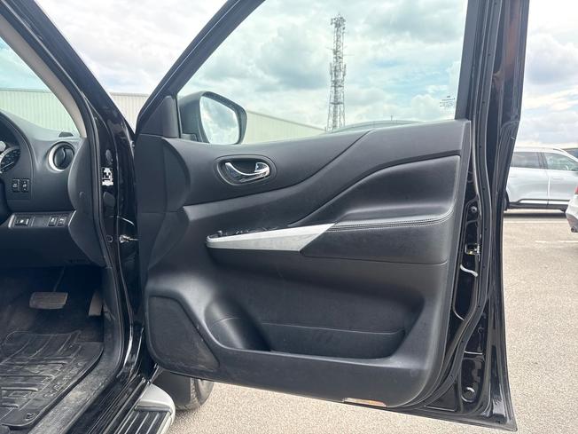 BMW Navara Photo 31