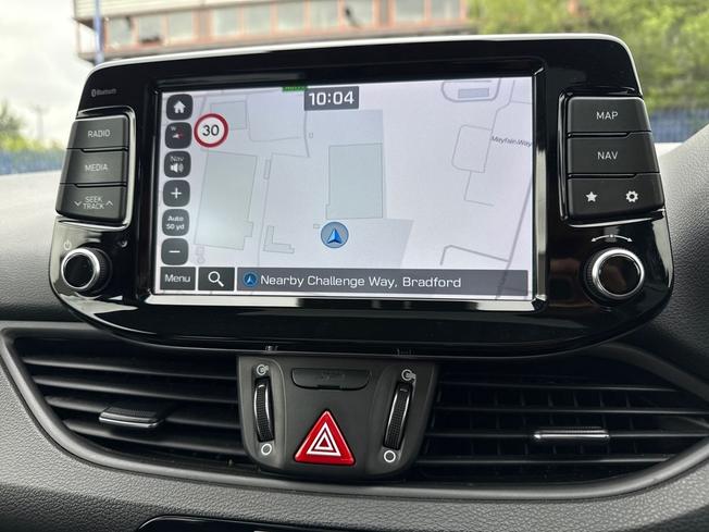 HYUNDAI I30 Photo 14