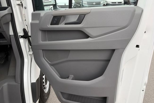 Volkswagen Crafter Photo 43