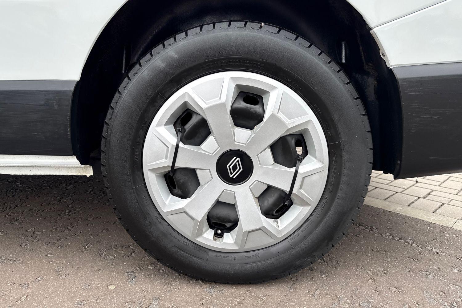 Renault TRAFIC Photo 15