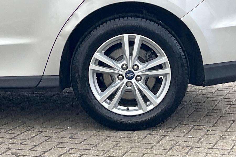 Ford GALAXY Photo autoimg-41160cbdac87bc5113b38c29855c7c69ad59b5c2.jpg