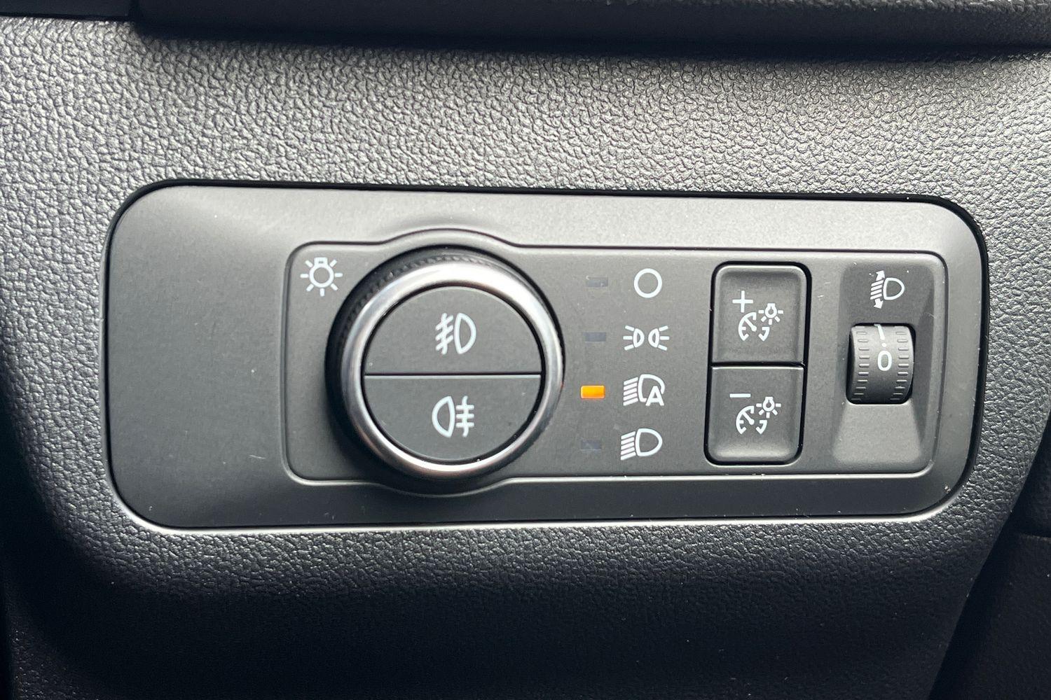 Ford KUGA Photo 33