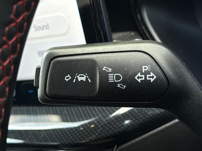 FORD Focus Photo 38