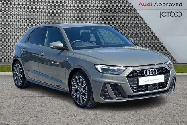 AUDI A1 Photo 1