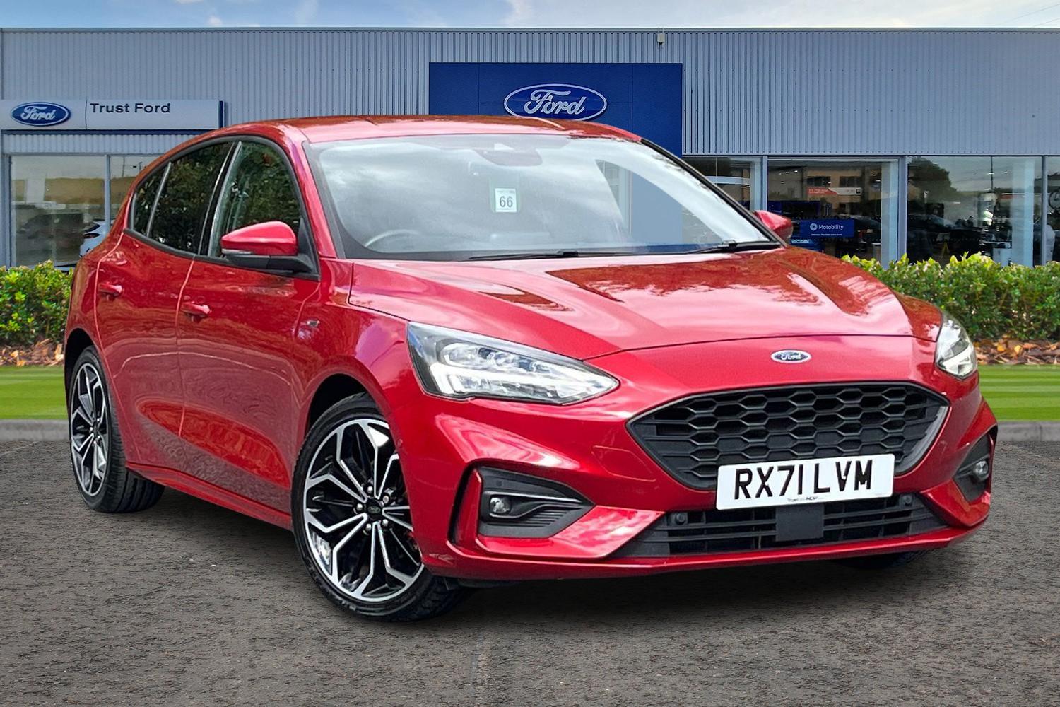 Ford Focus Photo 0