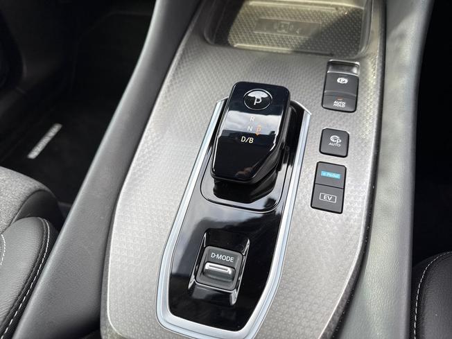 NISSAN Qashqai Photo 34