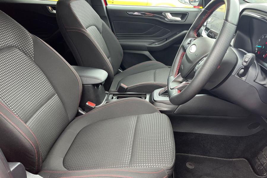 Ford Focus Photo autoimg-4128601ff9e4c5bd10d8fa0ccb605ef75fd00c7f.jpg