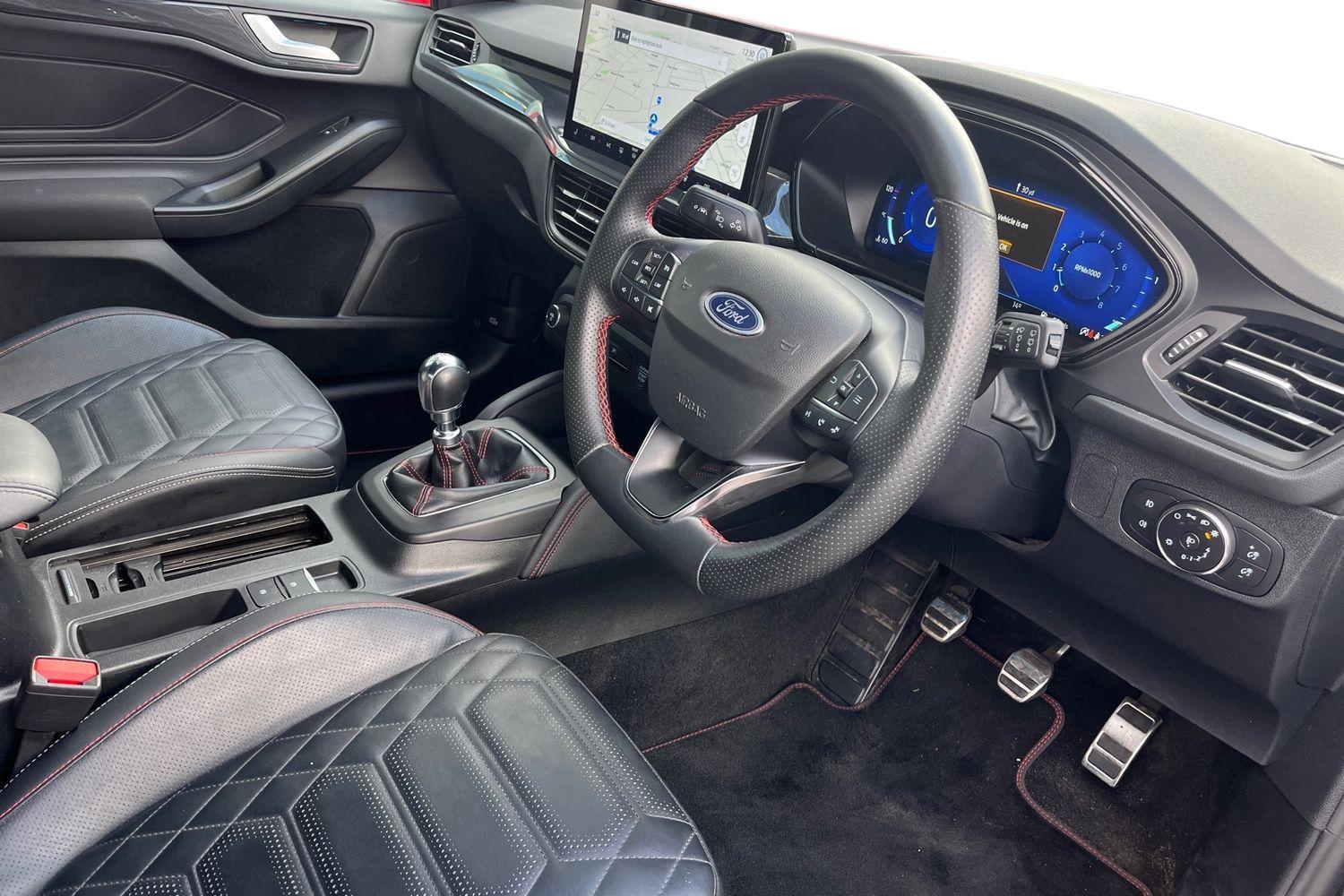 Ford FOCUS Photo 8