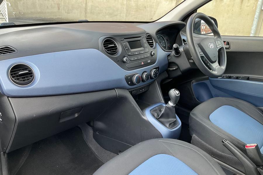 Hyundai I10 Photo autoimg-412d5884cbe0346328d37df088f1c2a537e0e809.jpg