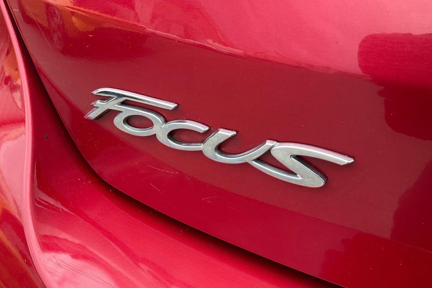 Ford Focus Photo 38