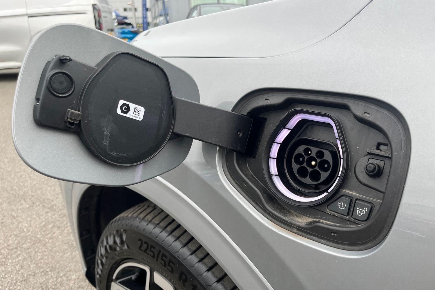 Ford KUGA Photo 23