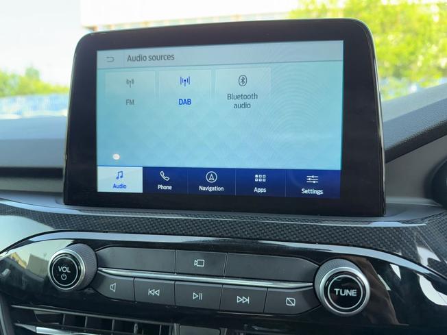 FORD Kuga Photo 40