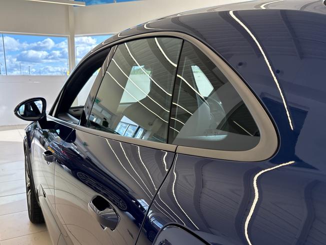 PORSCHE Macan Photo 49