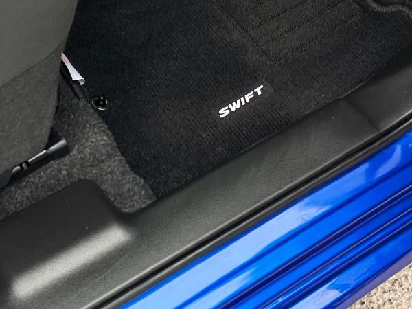 Suzuki Swift Photo autoimg-413be0b436a9612baaa5c85077ead7c5bd3ebacc.jpg