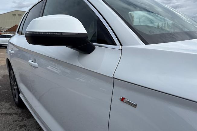 AUDI Q5 Photo 20