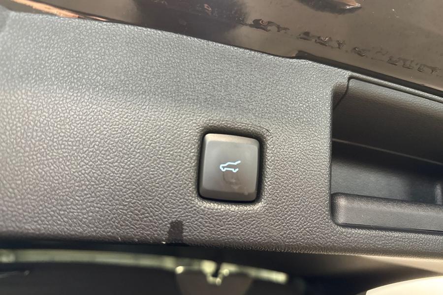 Ford Kuga Photo autoimg-414c125fe71c12214b0574eb0063a9382b01487f.jpg