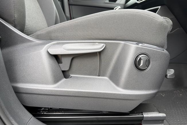 VOLKSWAGEN Caddy Maxi Photo 39