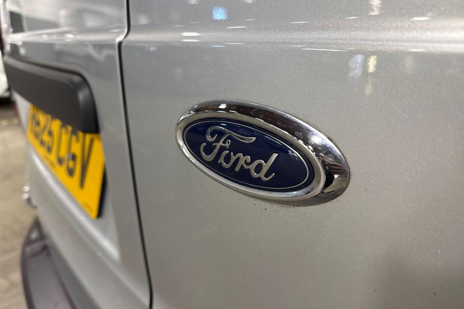 Used FORD TRANSIT CONNECT HS25CGV 19