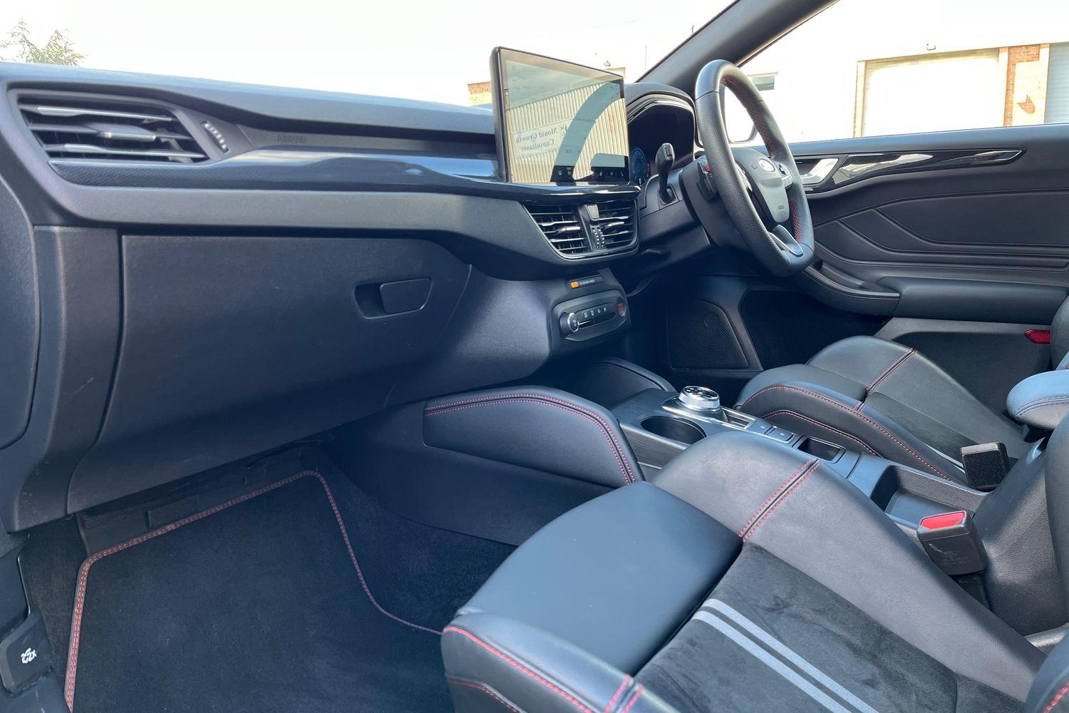 Ford Focus Photo 17