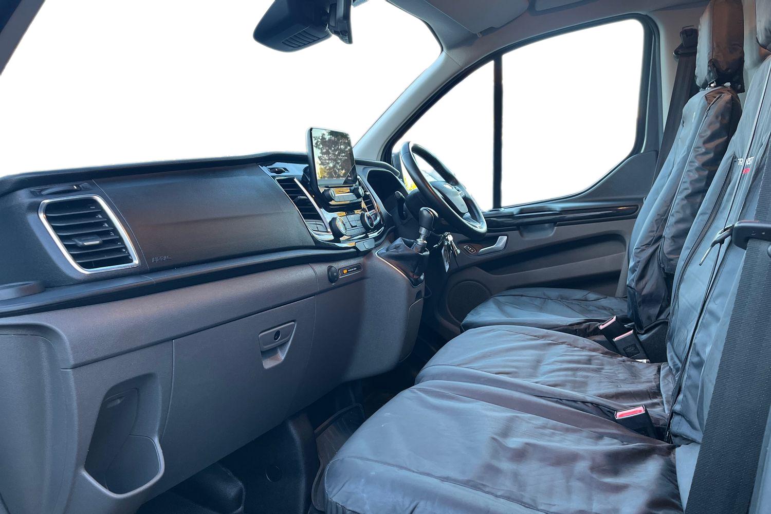 Ford TRANSIT CUSTOM Photo 2