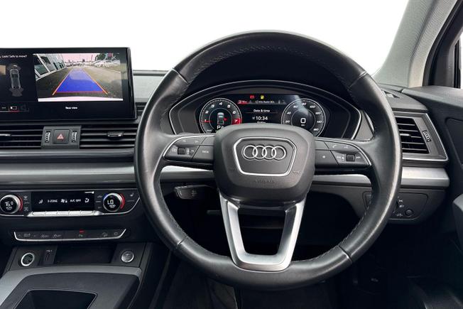 AUDI Q5 Photo 11