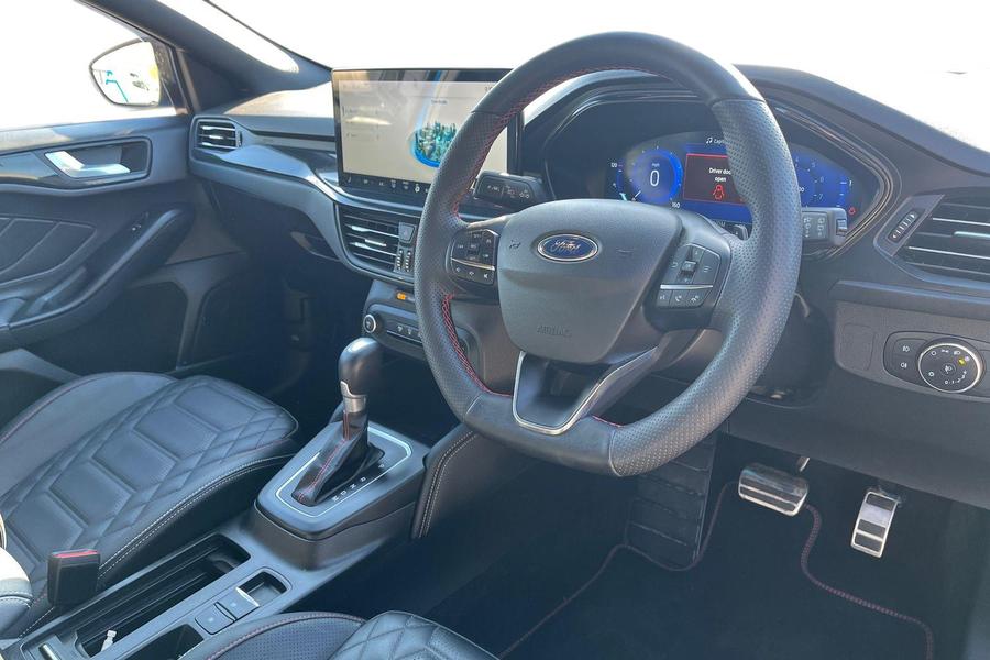 Ford FOCUS Photo autoimg-415f4ceb7048ba100e166413718e4f8dd0c1f993.jpg