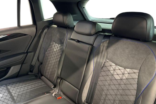 VOLKSWAGEN Tiguan Photo 9