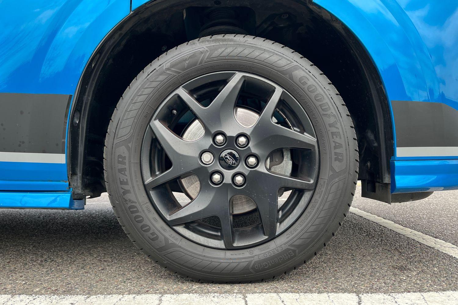 Ford E-Transit Custom Photo 22