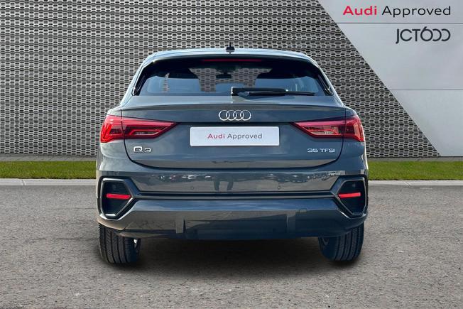 AUDI Q3 Photo 7