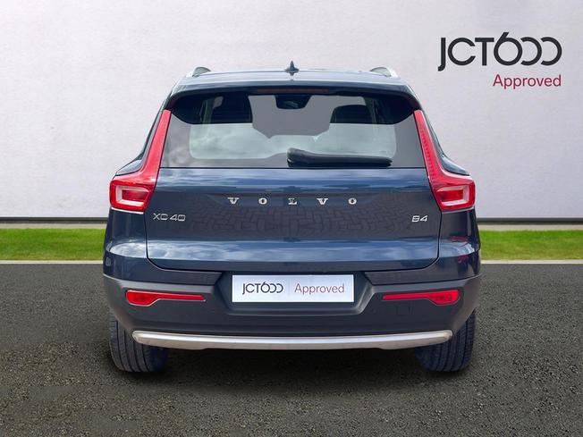 VOLVO XC40 Photo 7