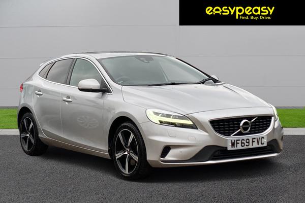 Used 2019 Volvo V40 T2 [122] R DESIGN Edition 5dr at easypeasy