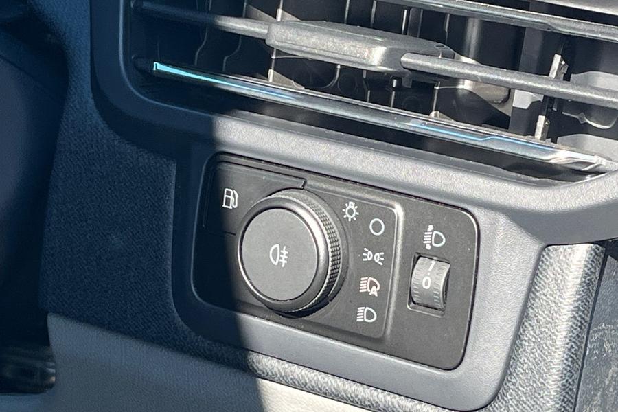 Ford TOURNEO CUSTOM Photo autoimg-416f24a729a2f37e80675731a593bd10024632f1.jpg