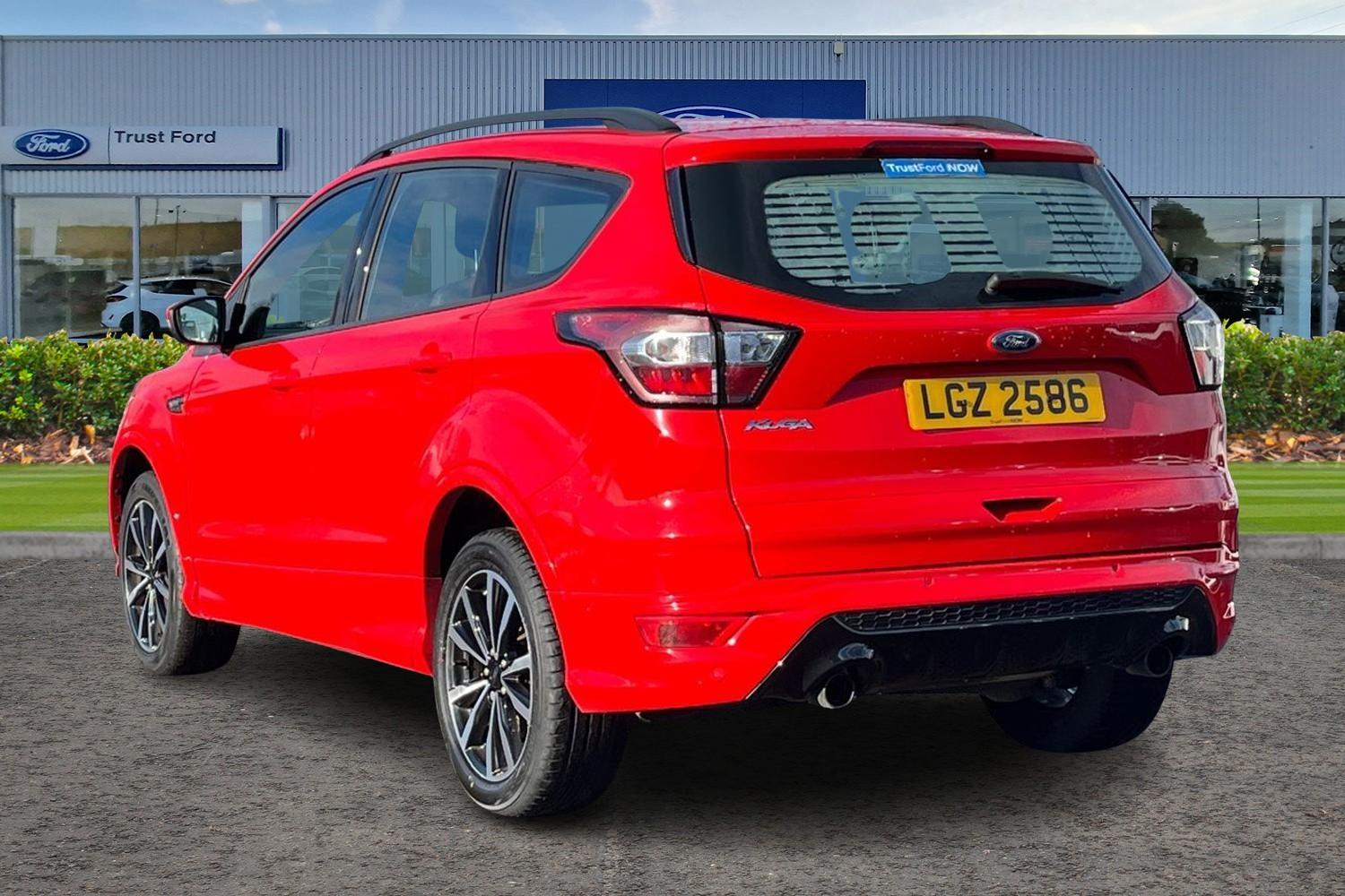 Ford KUGA Photo 1