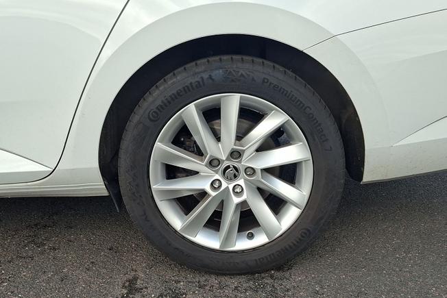 ŠKODA Superb Photo 5