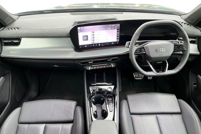 AUDI Q3 Photo 10