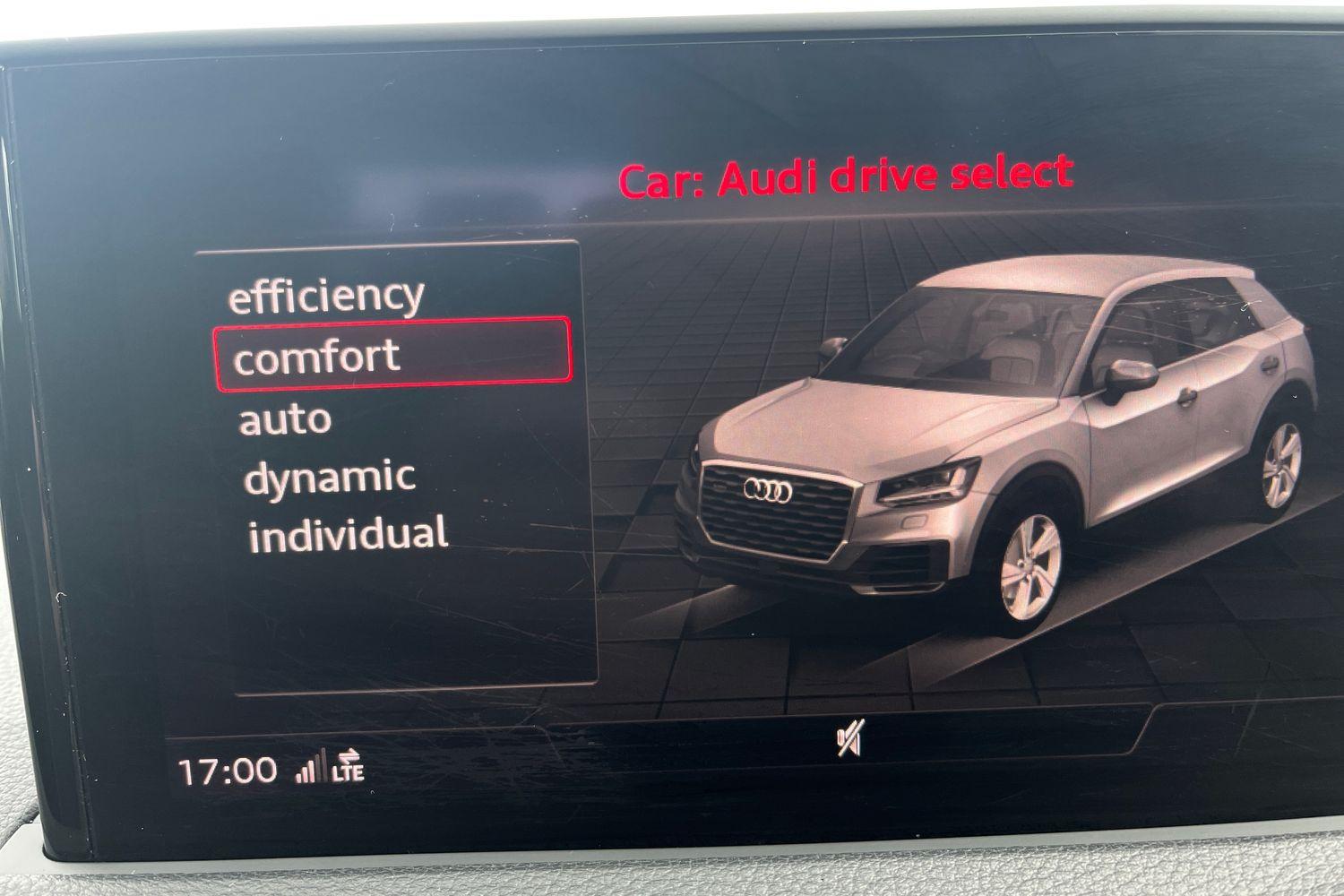Audi Q2 Photo 38